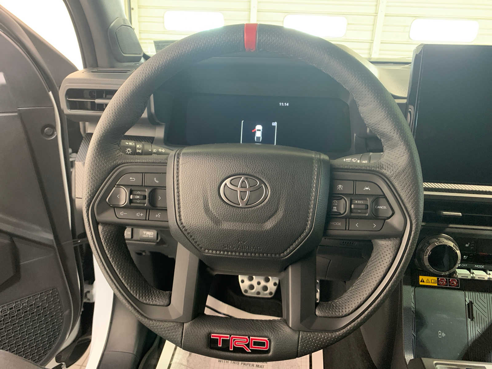 2025 Toyota Tacoma TRD Pro - Photo 10