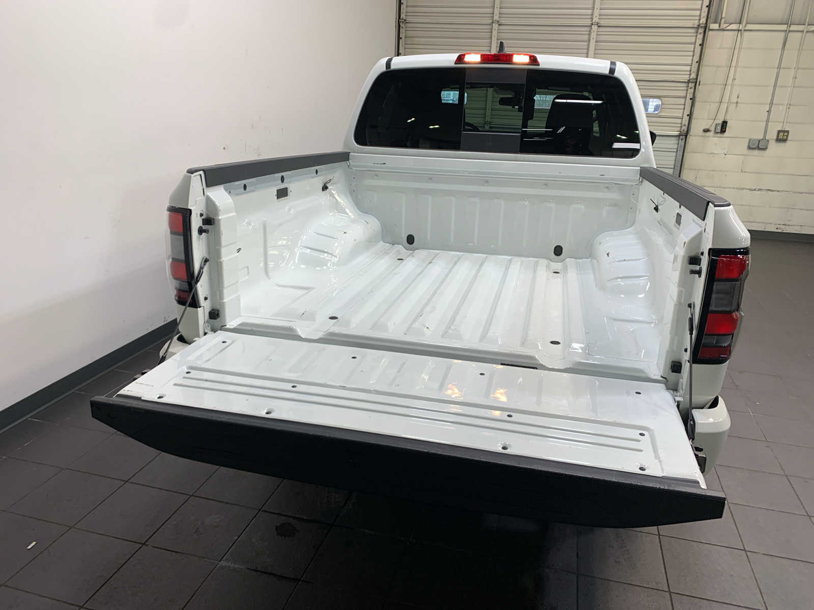2024 Nissan Frontier PRO-4X - Photo 11