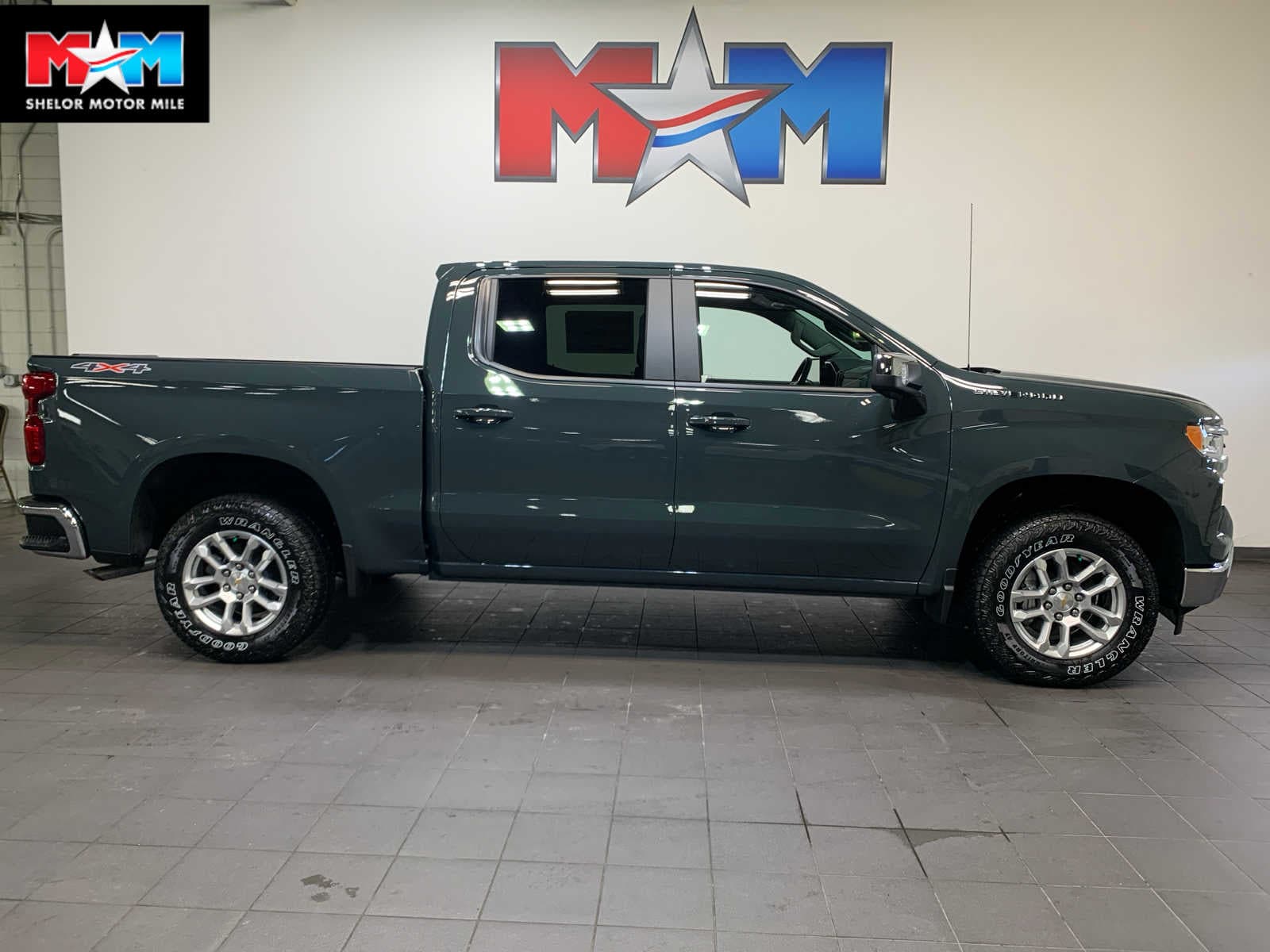 2026 Chevrolet Silverado 1500 LT's photo