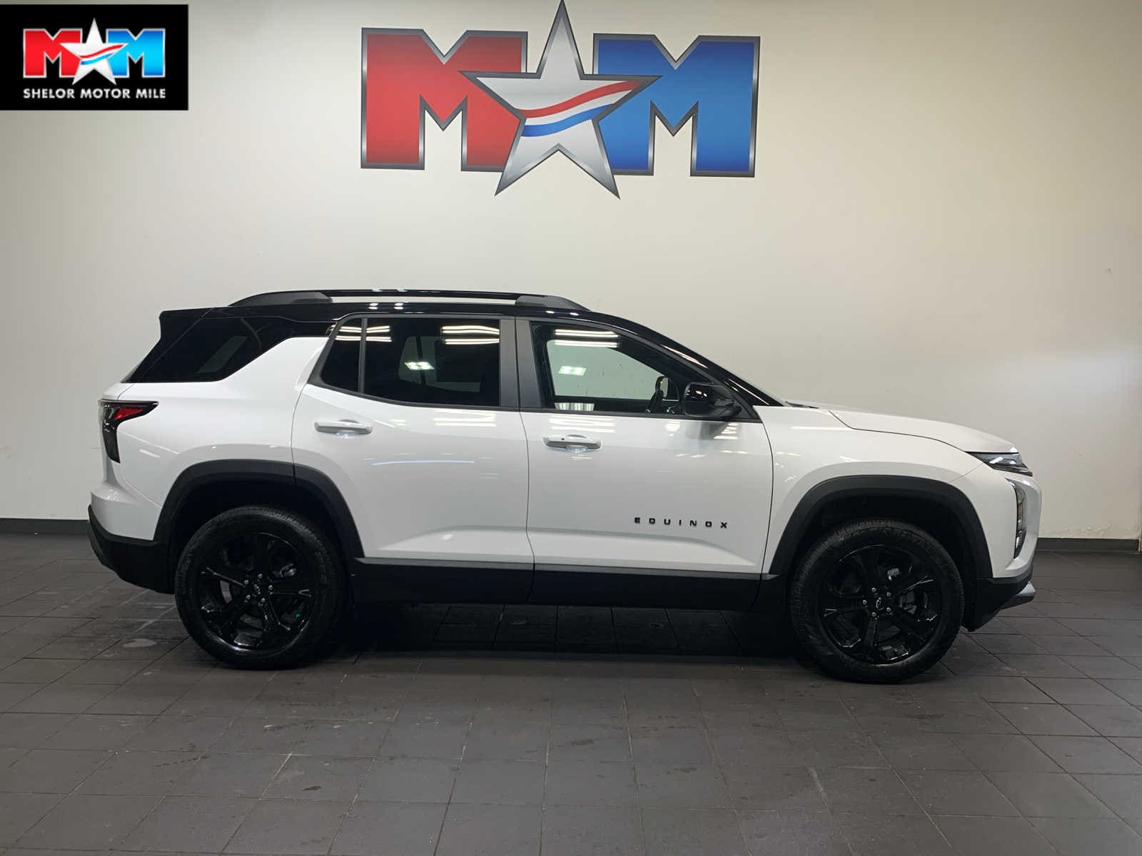 2026 Chevrolet Equinox LT's photo