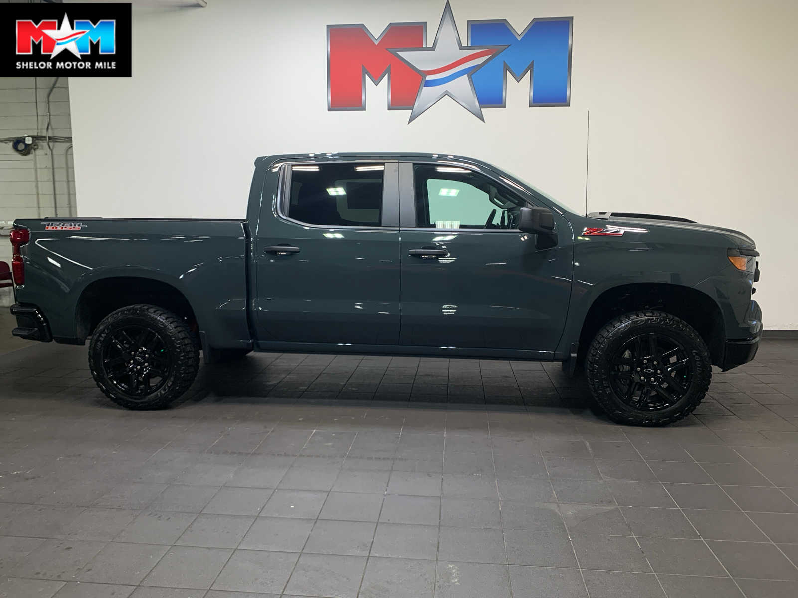 2026 Chevrolet Silverado Custom's photo