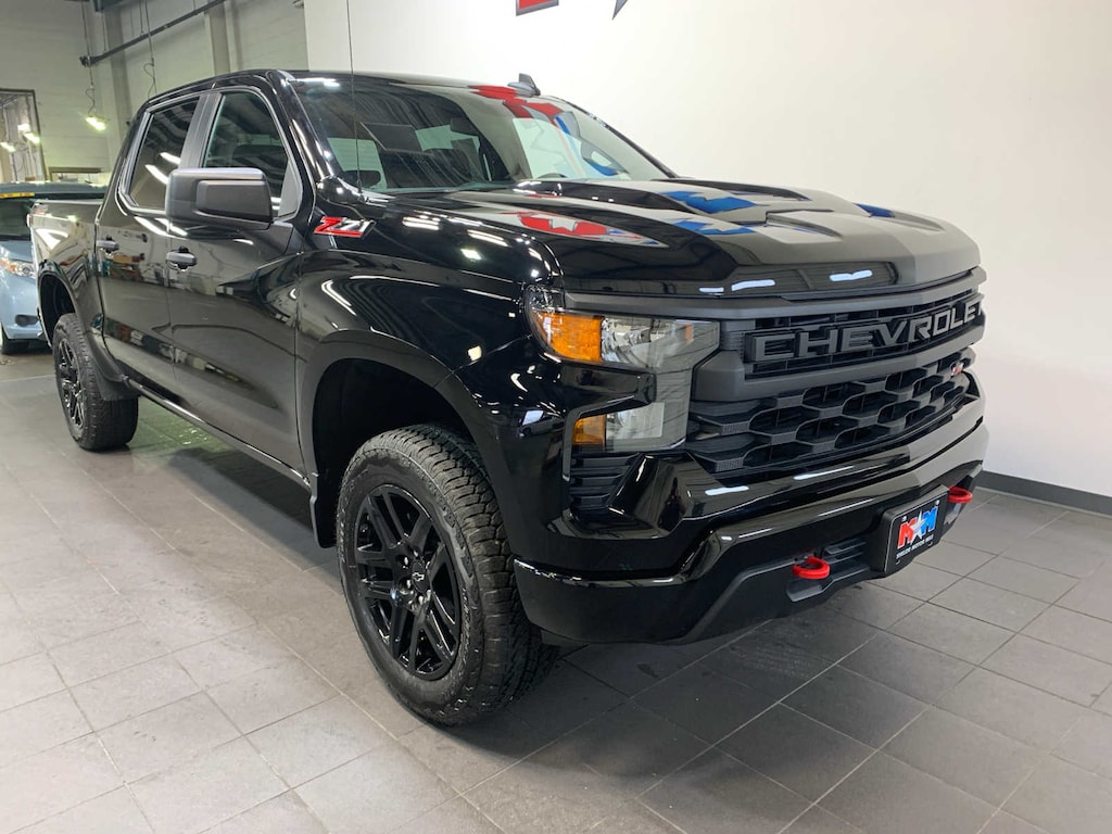 Used 2024 Chevrolet Silverado 1500 Custom Trail Boss Truck Crew Cab