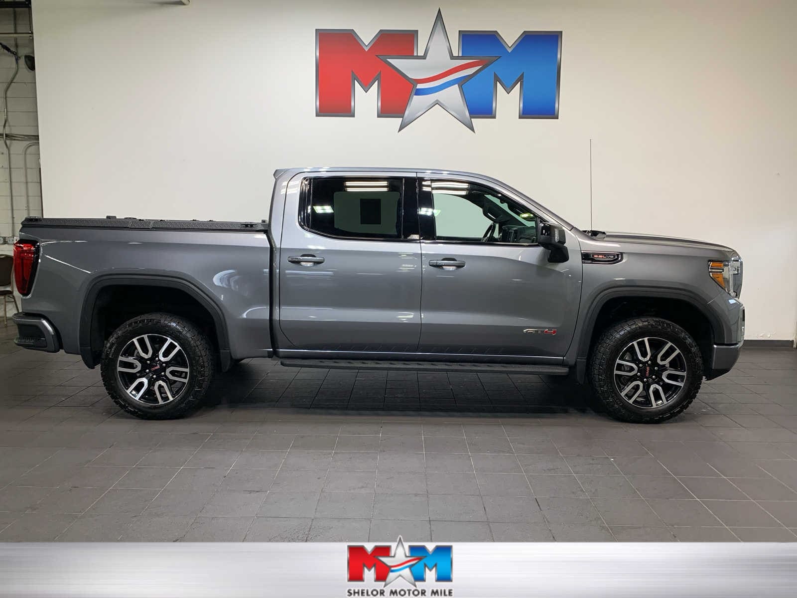 2021 GMC Sierra 1500 AT4's photo
