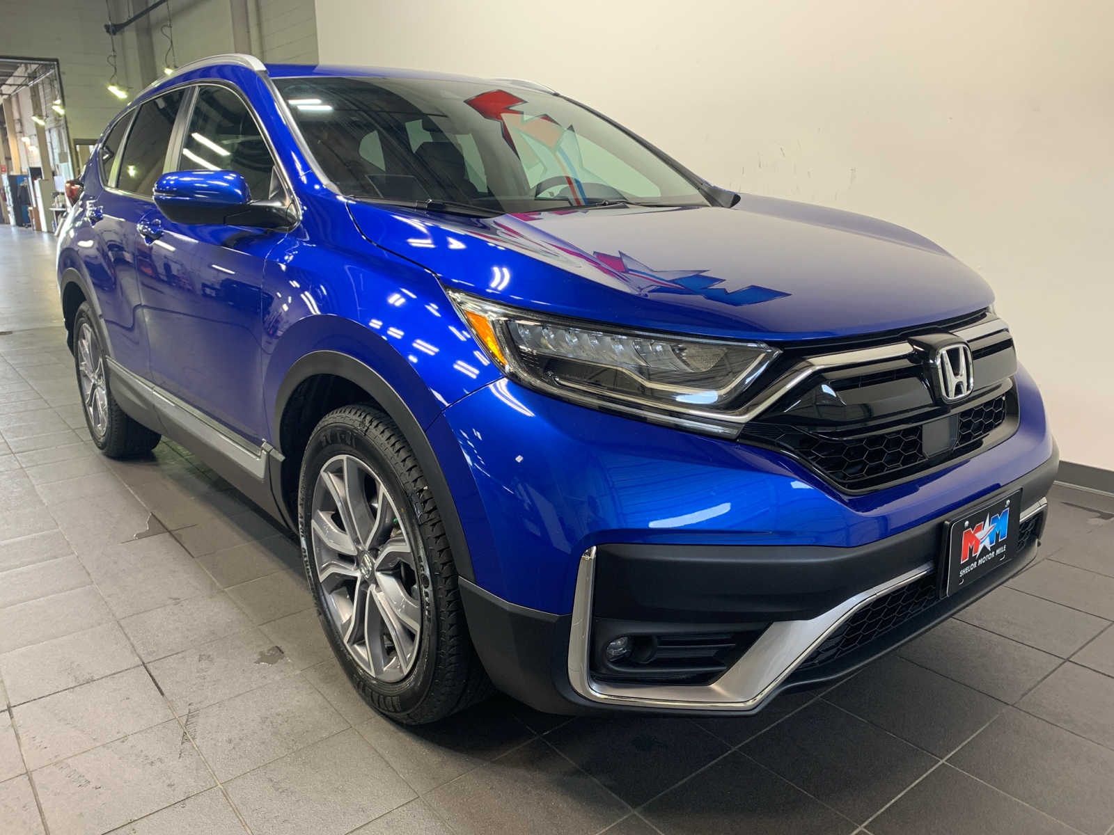 2022 Honda CR-V Touring photo 2