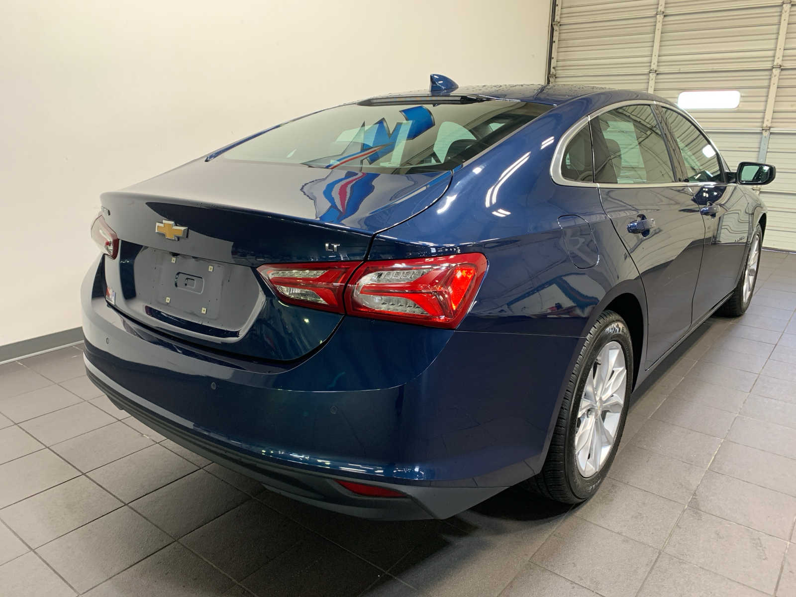2021 Chevrolet Malibu 1LT photo 3