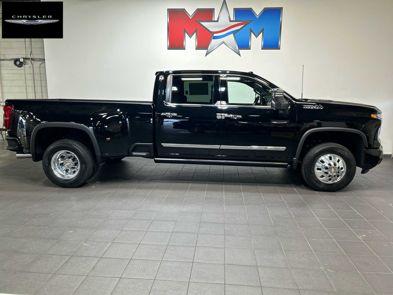 2026 Chevrolet Silverado 3500 HD High Country DRW Truck