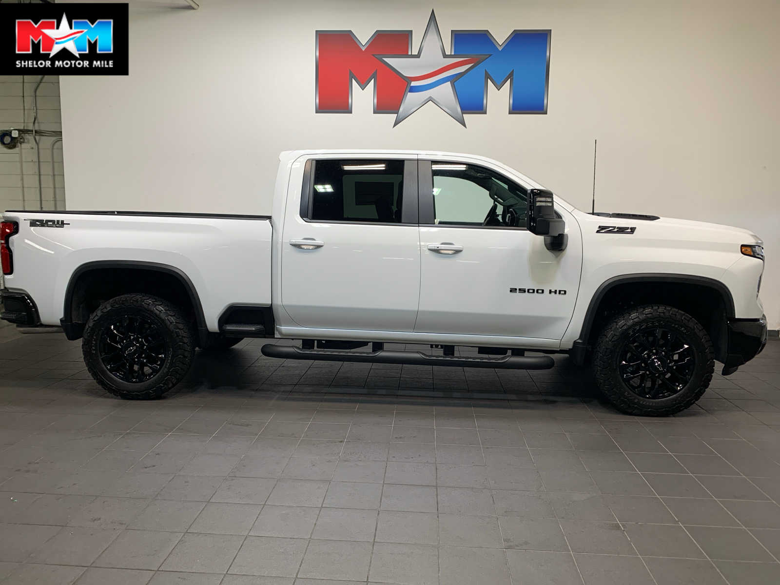 2025 Chevrolet Silverado 2500HD LT's photo