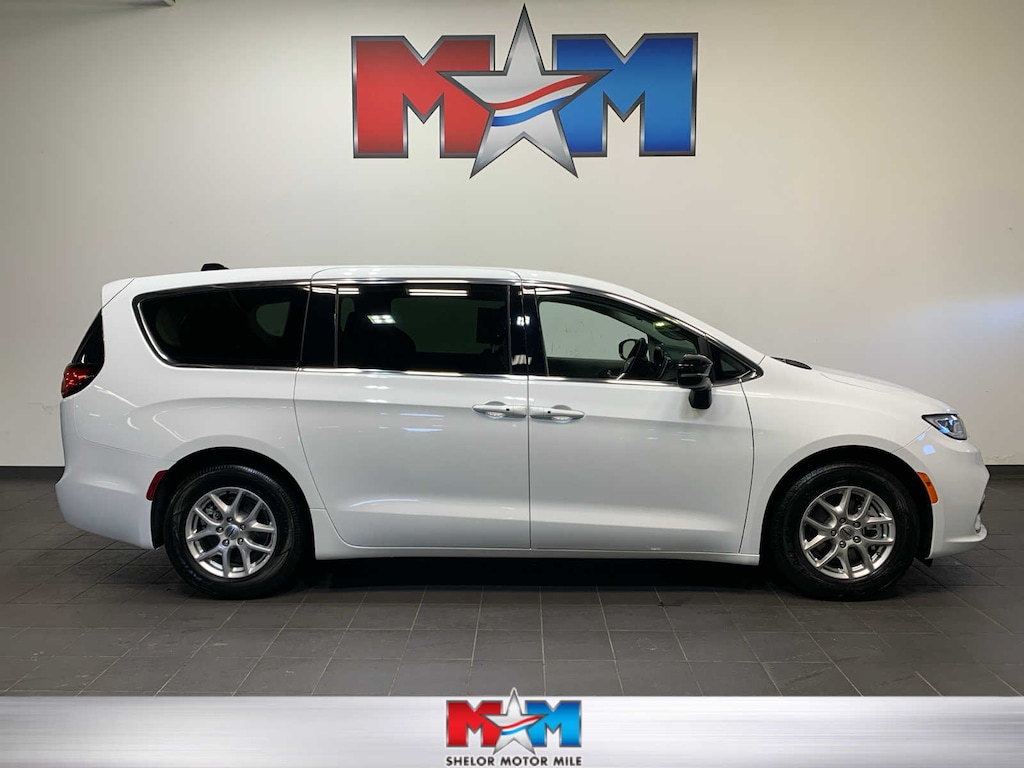 Used 2024 Chrysler Pacifica Touring L Van Passenger Van