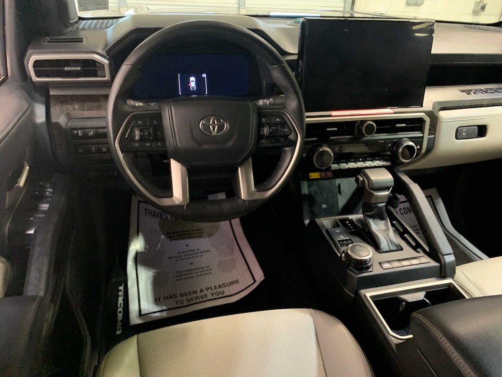 Used 2024 Toyota Tacoma 4WD SR5 Truck Double Cab