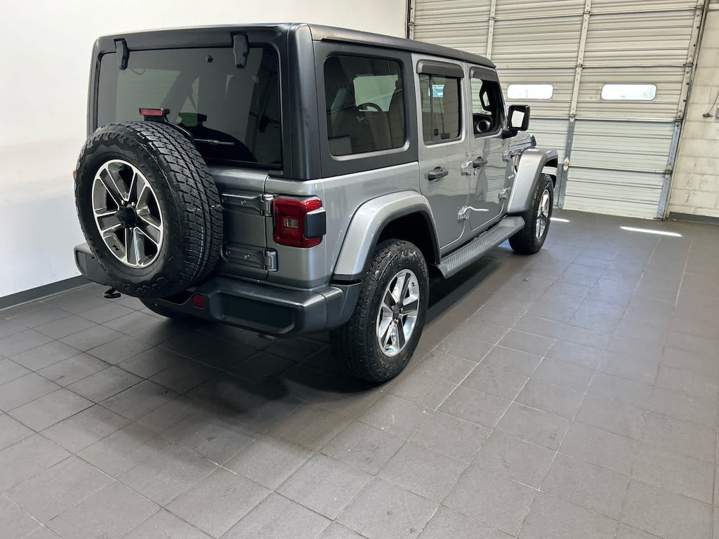 Used 2018 Jeep Wrangler Unlimited Sahara SUV