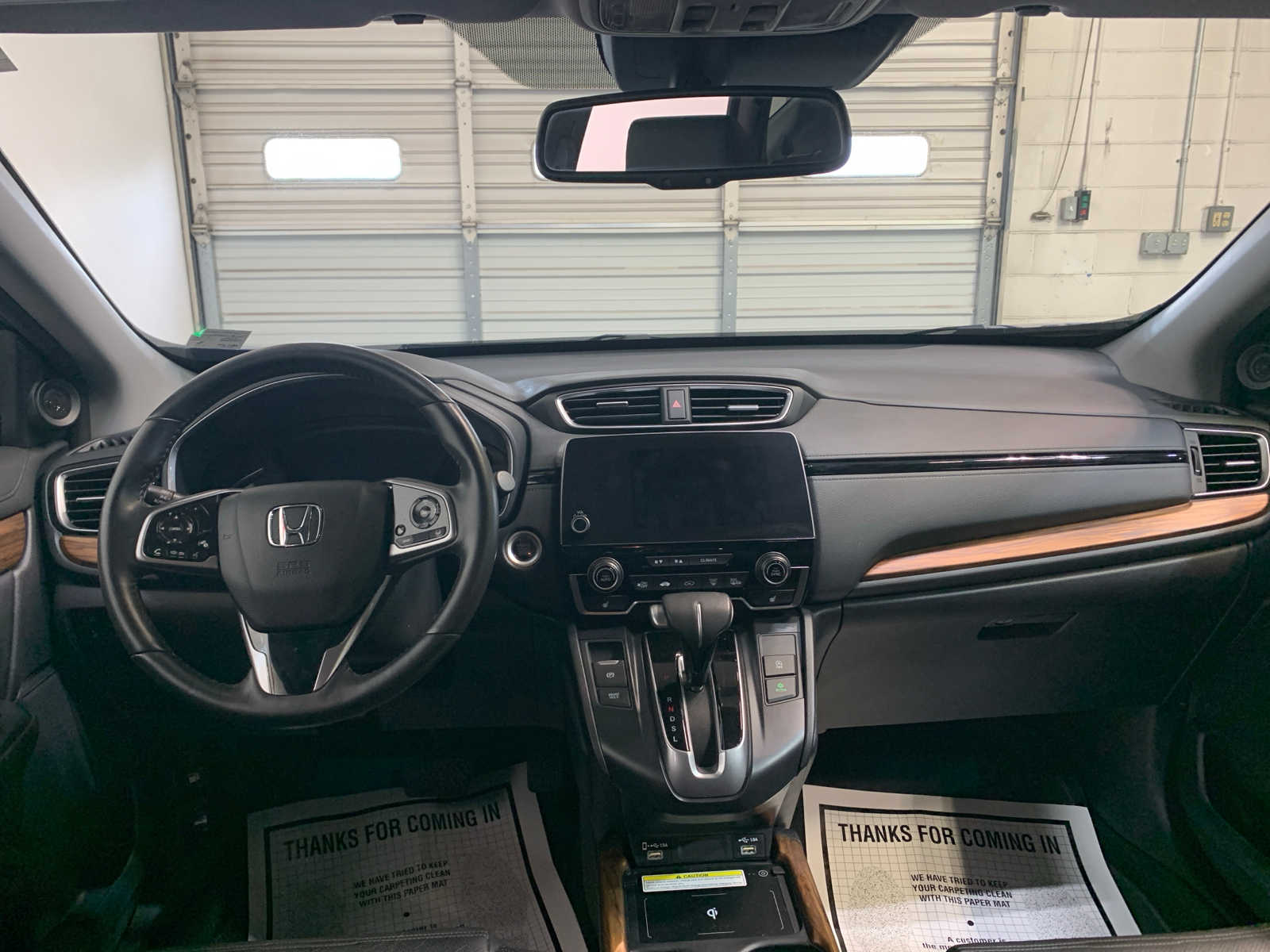 2022 Honda CR-V Touring photo 4