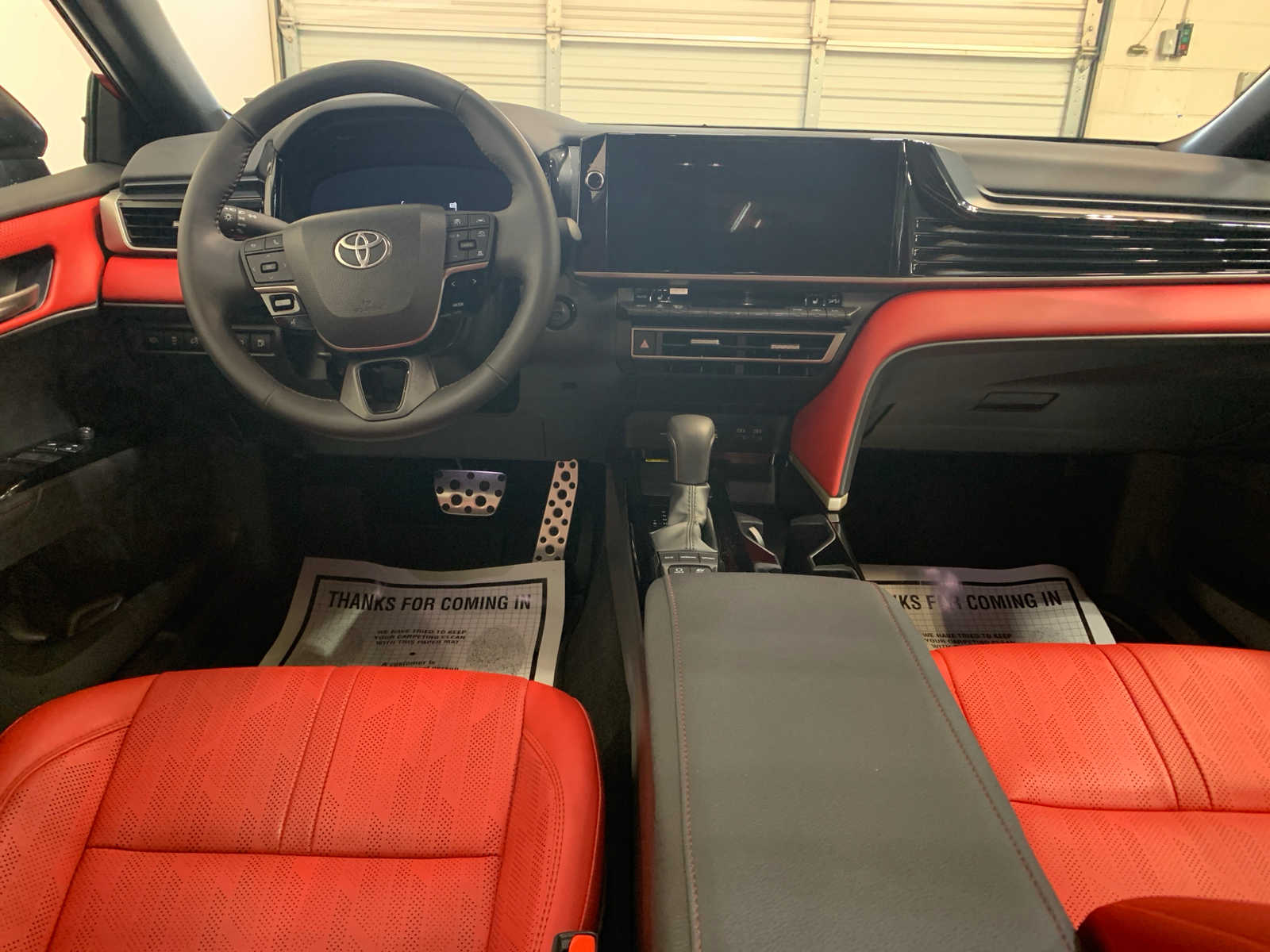 2025 Toyota Camry XSE photo 4