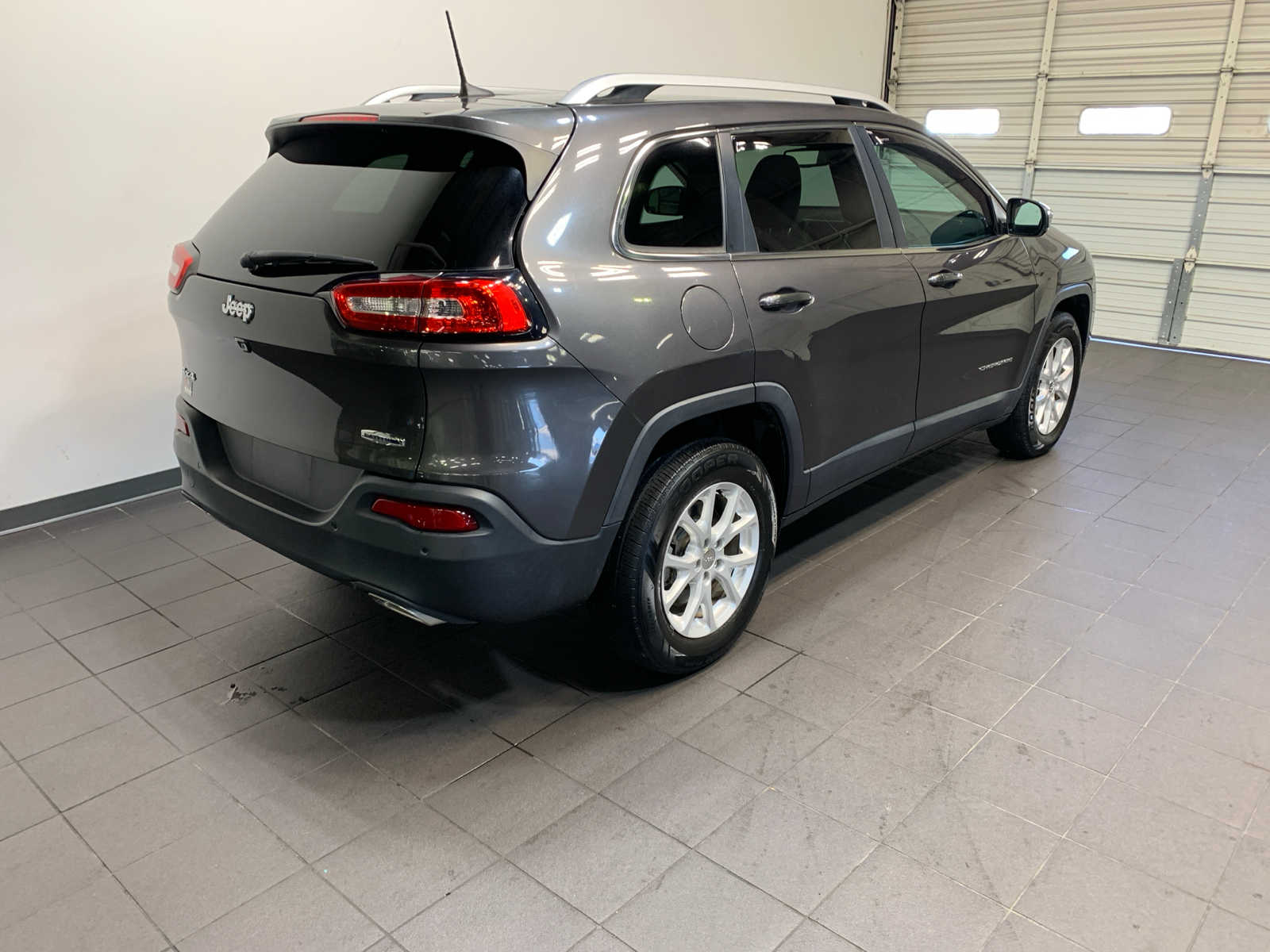 2018 Jeep Cherokee Latitude photo 3