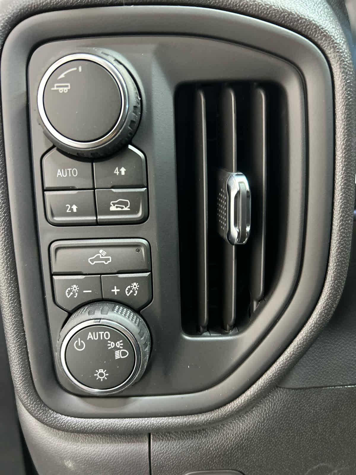 2026 Chevrolet Silverado 1500 Custom - Photo 20