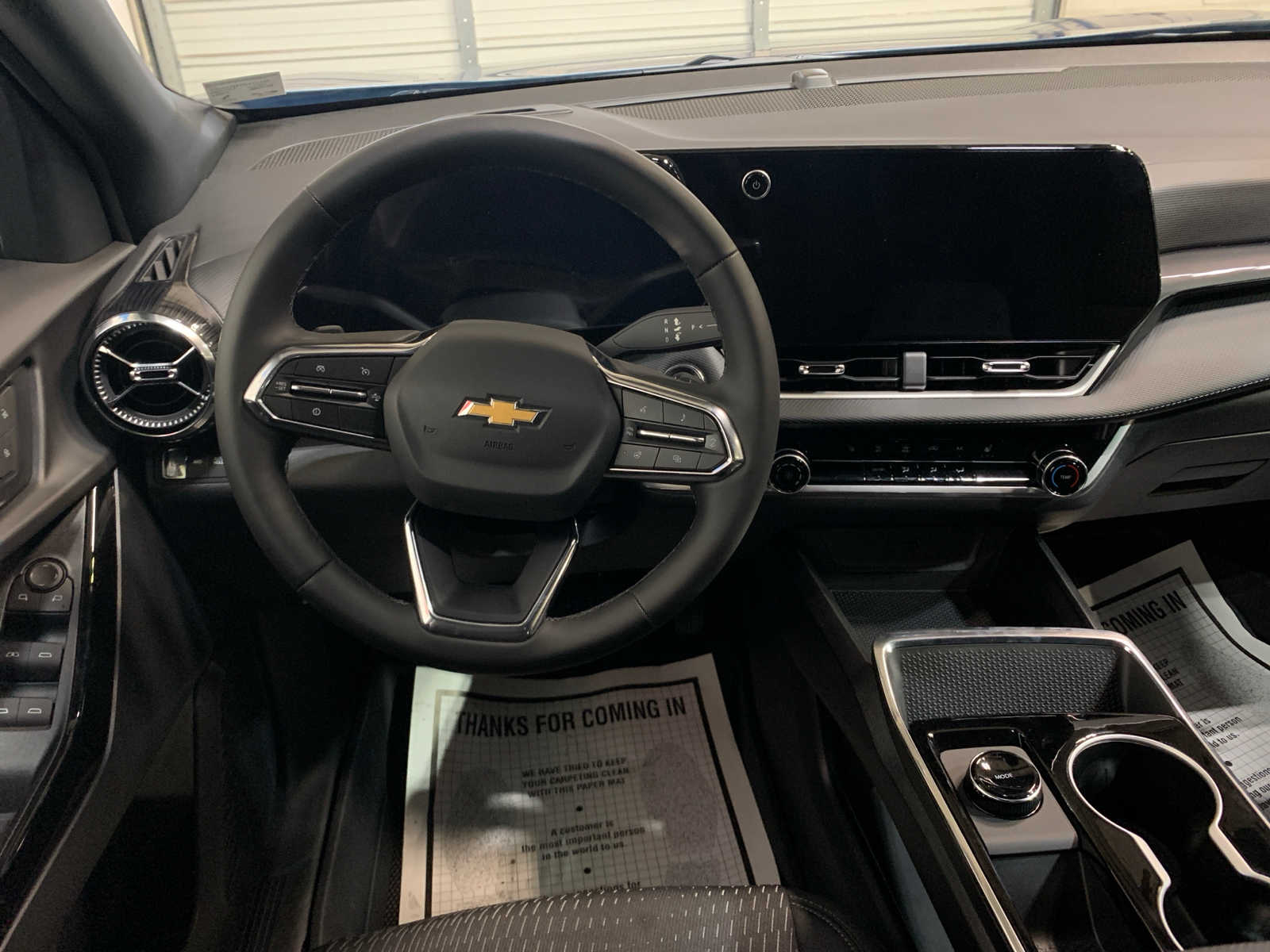 2026 Chevrolet Equinox LT photo 4