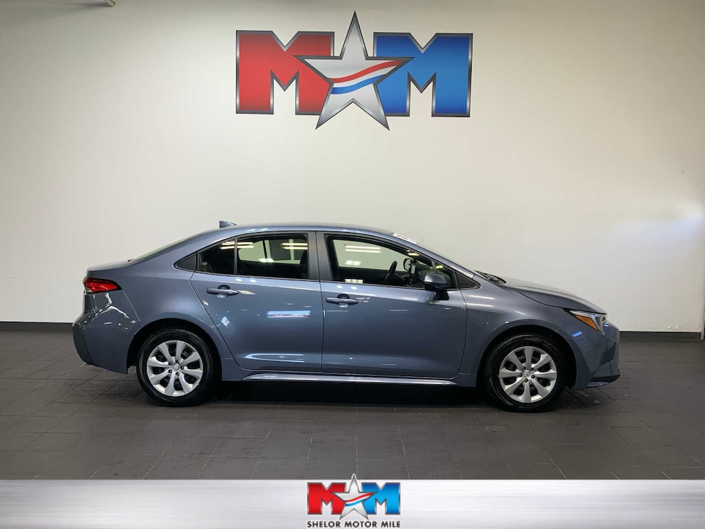 Used 2025 Toyota Corolla Hybrid LE Sedan