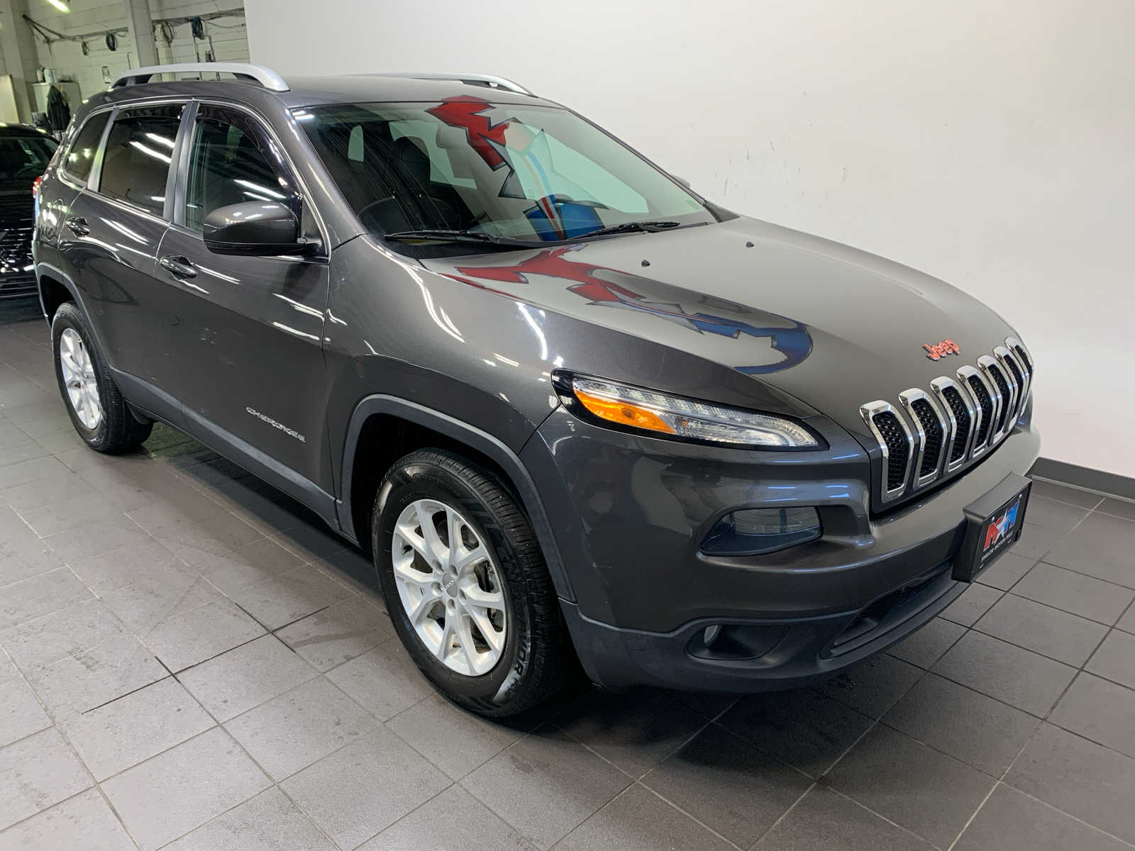 2018 Jeep Cherokee Latitude photo 2