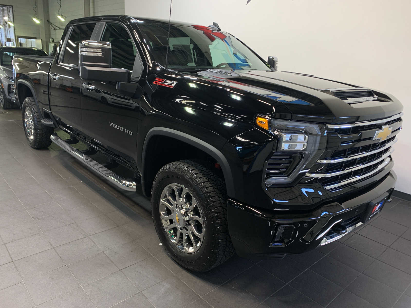 2026 Chevrolet Silverado 2500HD LT photo 2