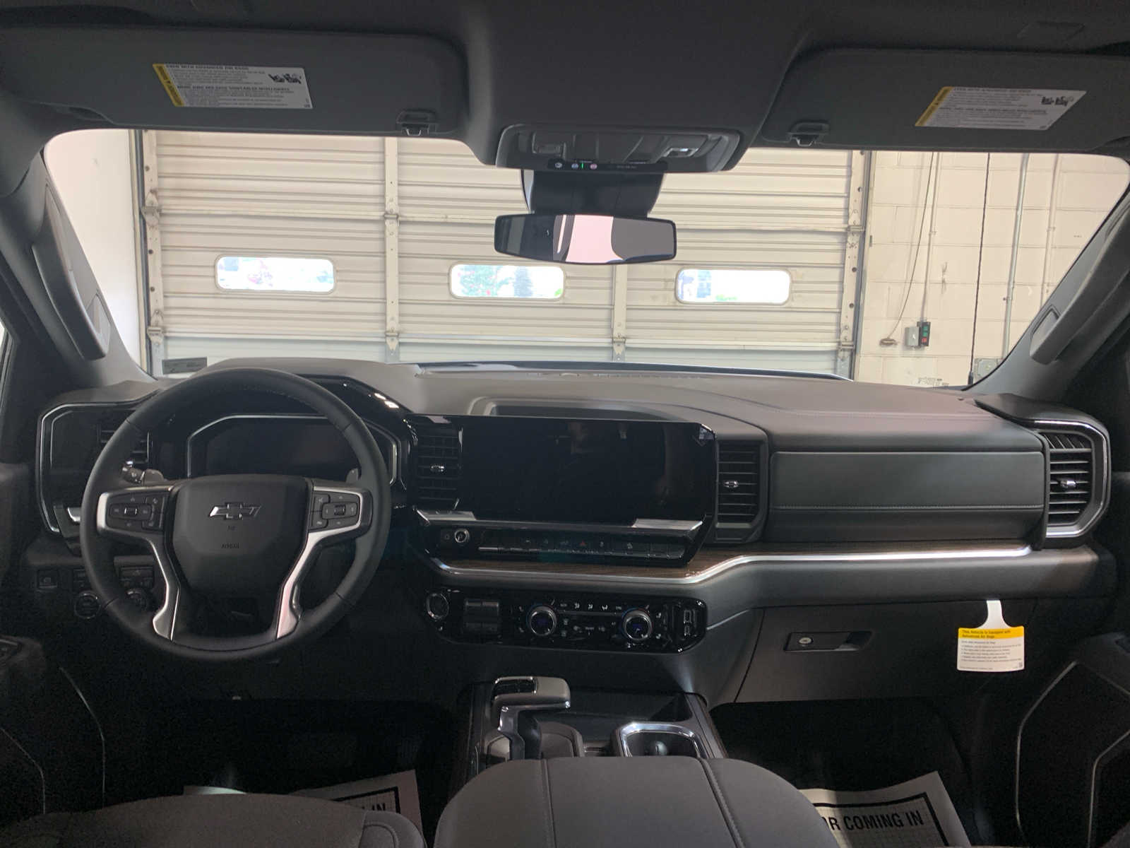 2026 Chevrolet Silverado 1500 RST photo 3