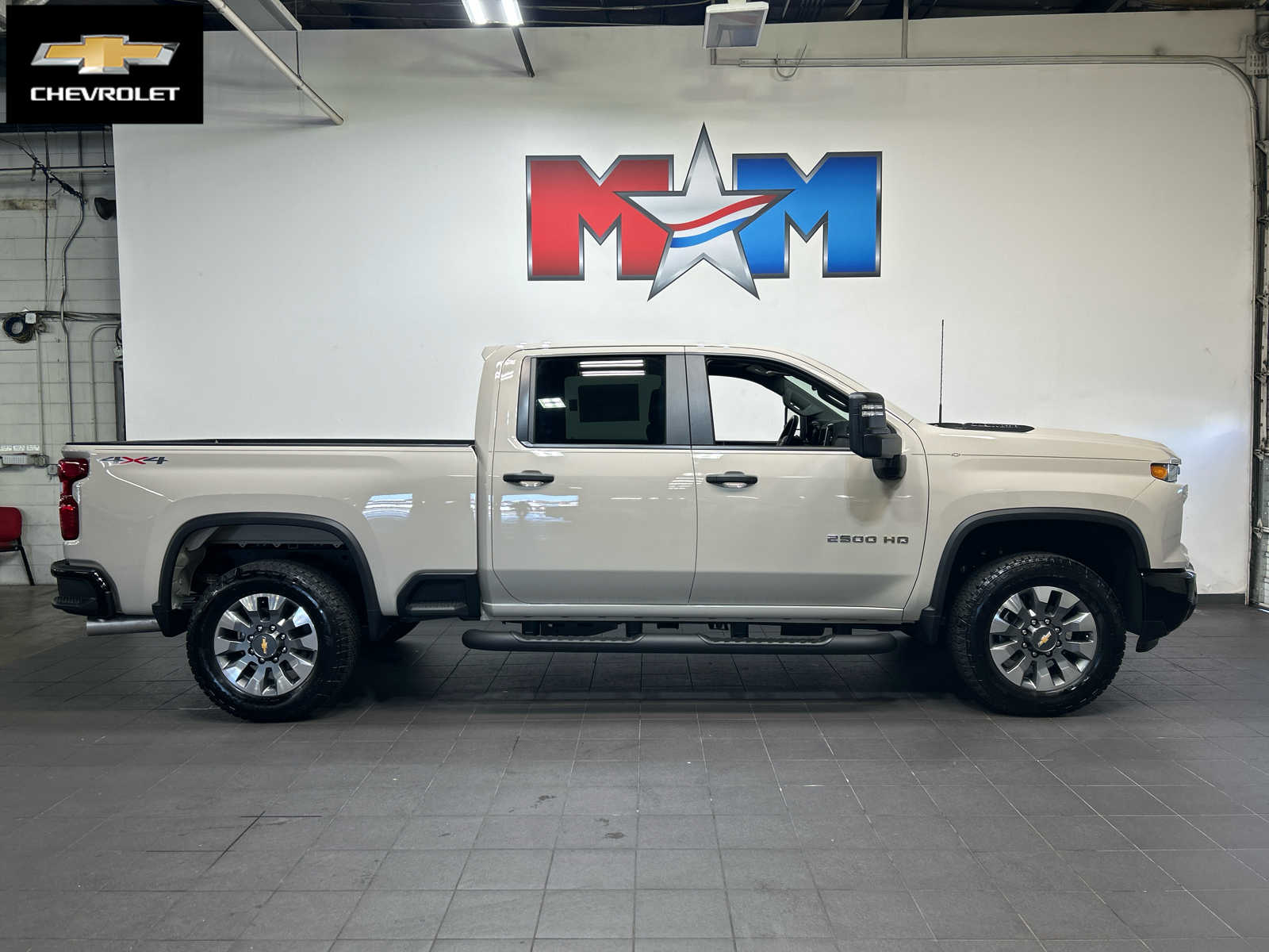 2026 Chevrolet Silverado 2500 HD Custom Truck
