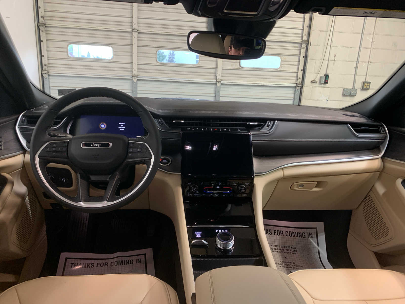 2024 Jeep Grand Cherokee Limited photo 4