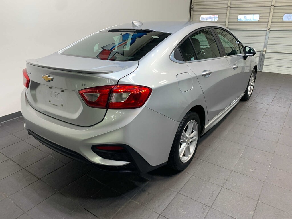 Used 2018 Chevrolet Cruze LT Sedan