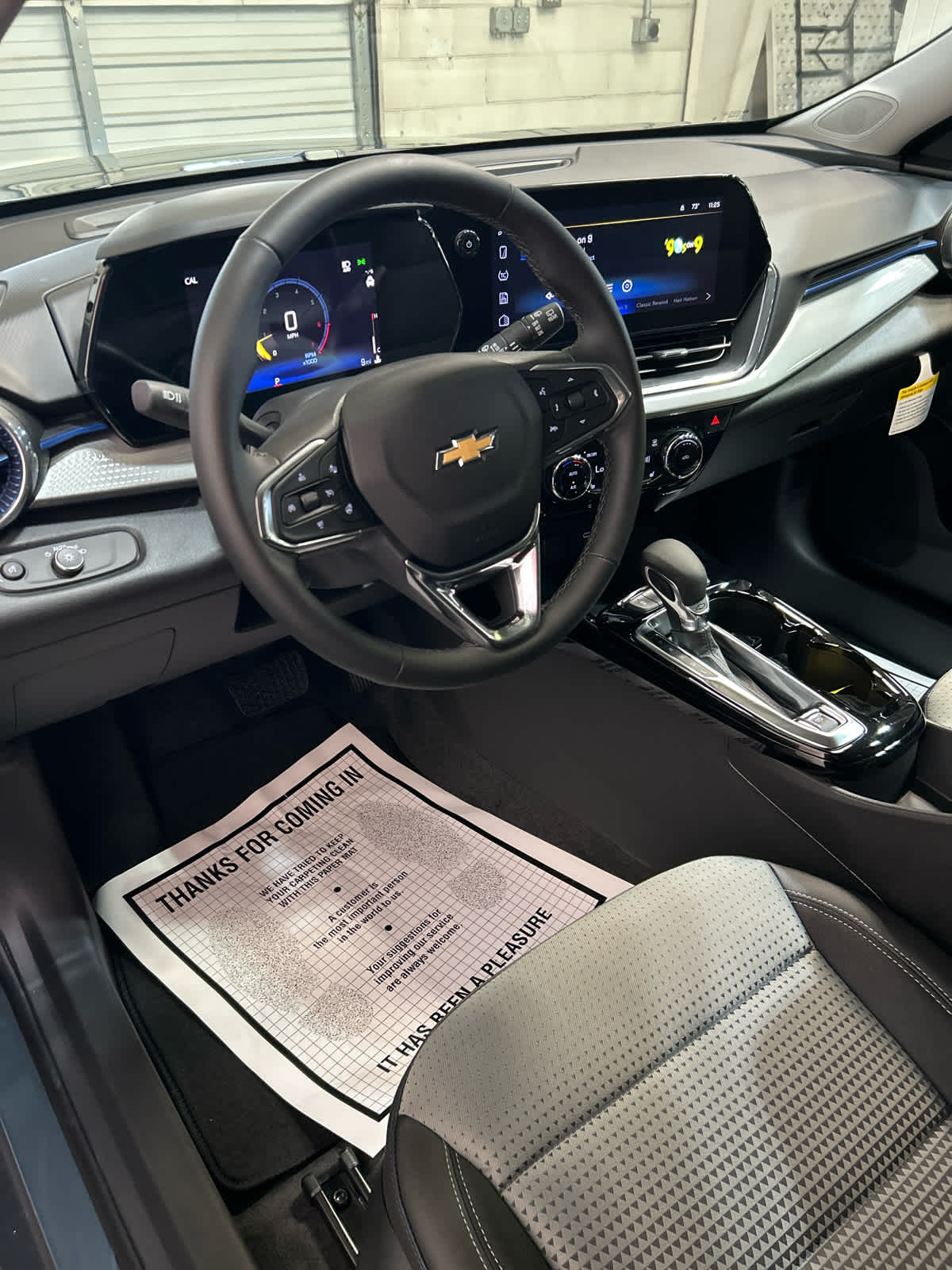 2026 Chevrolet Trax LT - Photo 9
