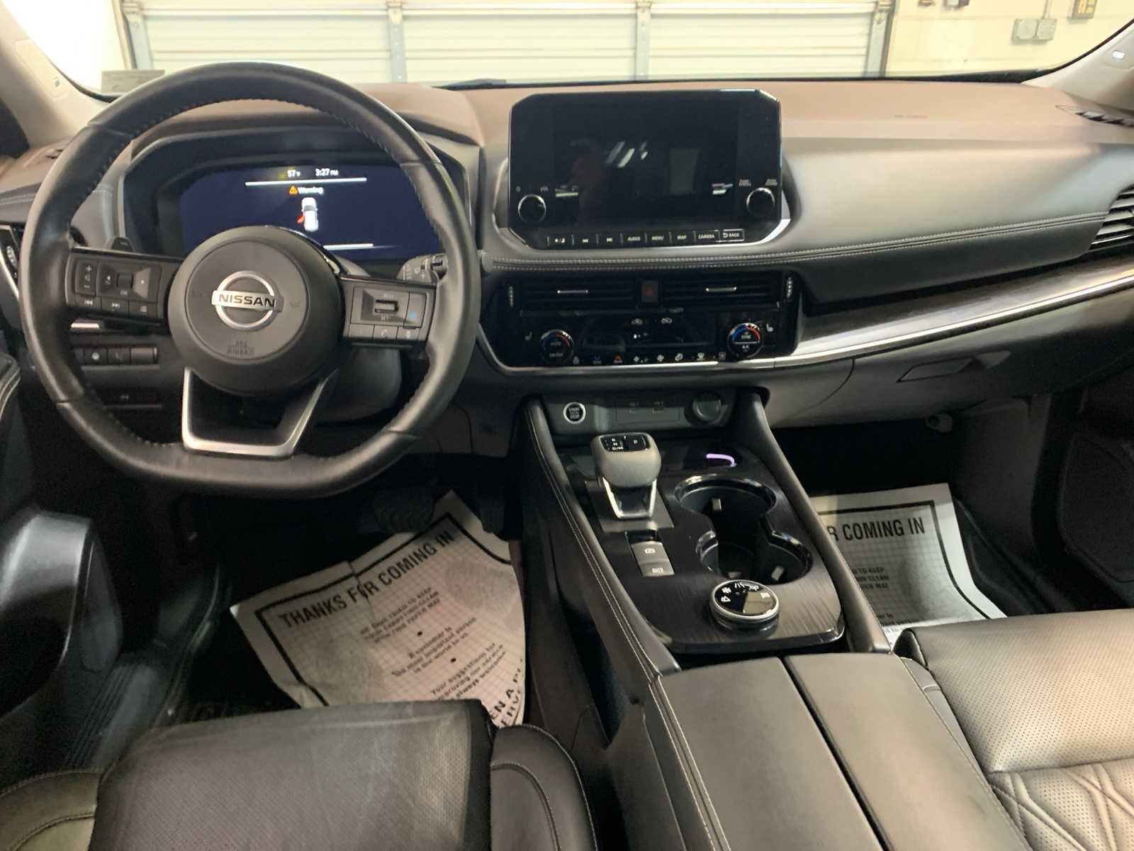 2021 Nissan Rogue Platinum photo 3