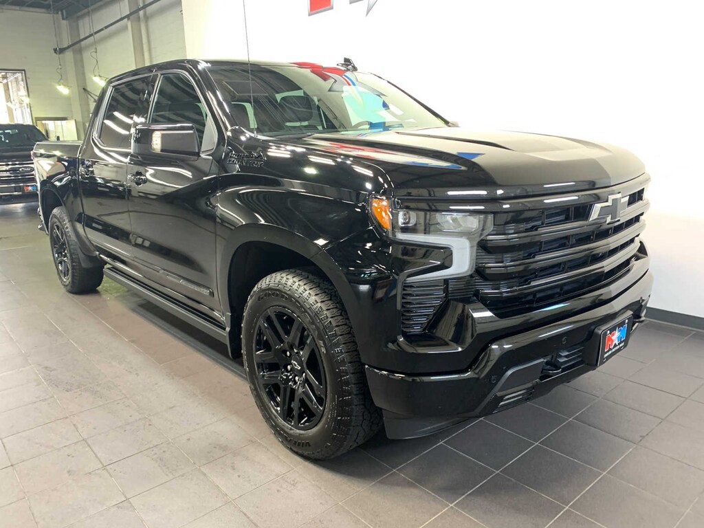 Used 2024 Chevrolet Silverado 1500 High Country Truck Crew Cab