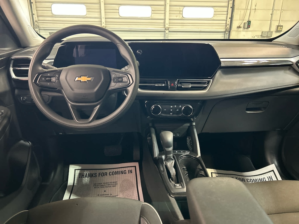Used 2025 Chevrolet Trailblazer LT SUV