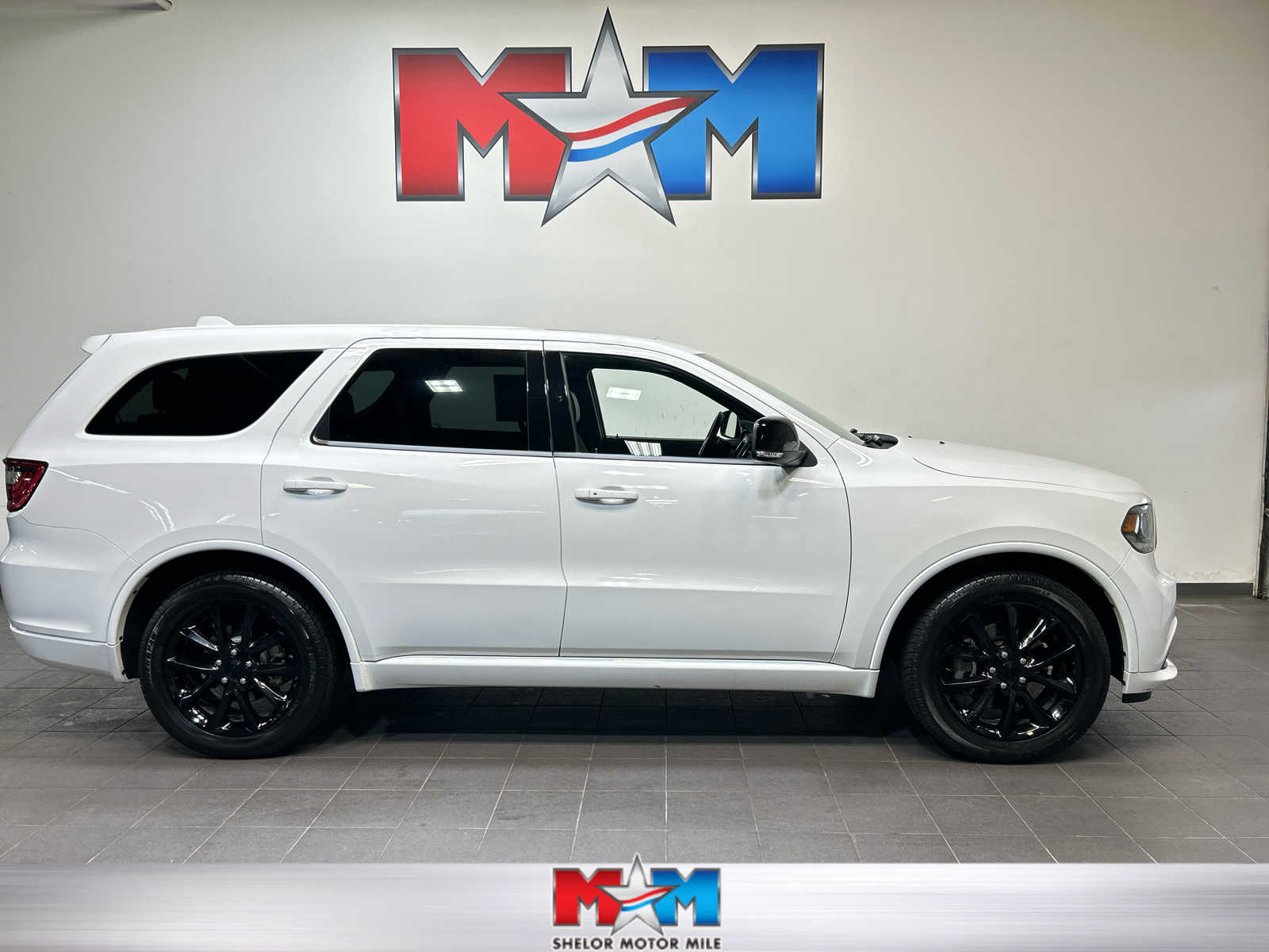 2017 Dodge Durango R/T RWD's photo