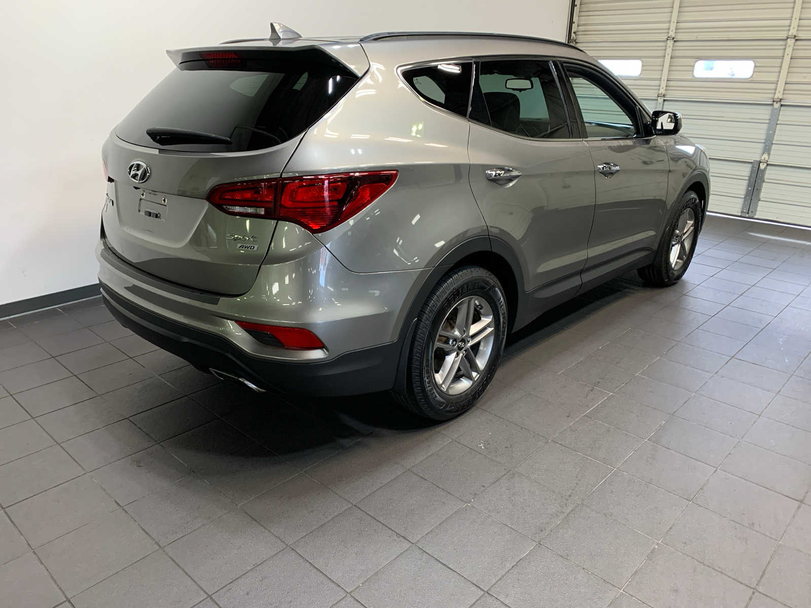 2018 Hyundai Santa Fe Sport photo 2