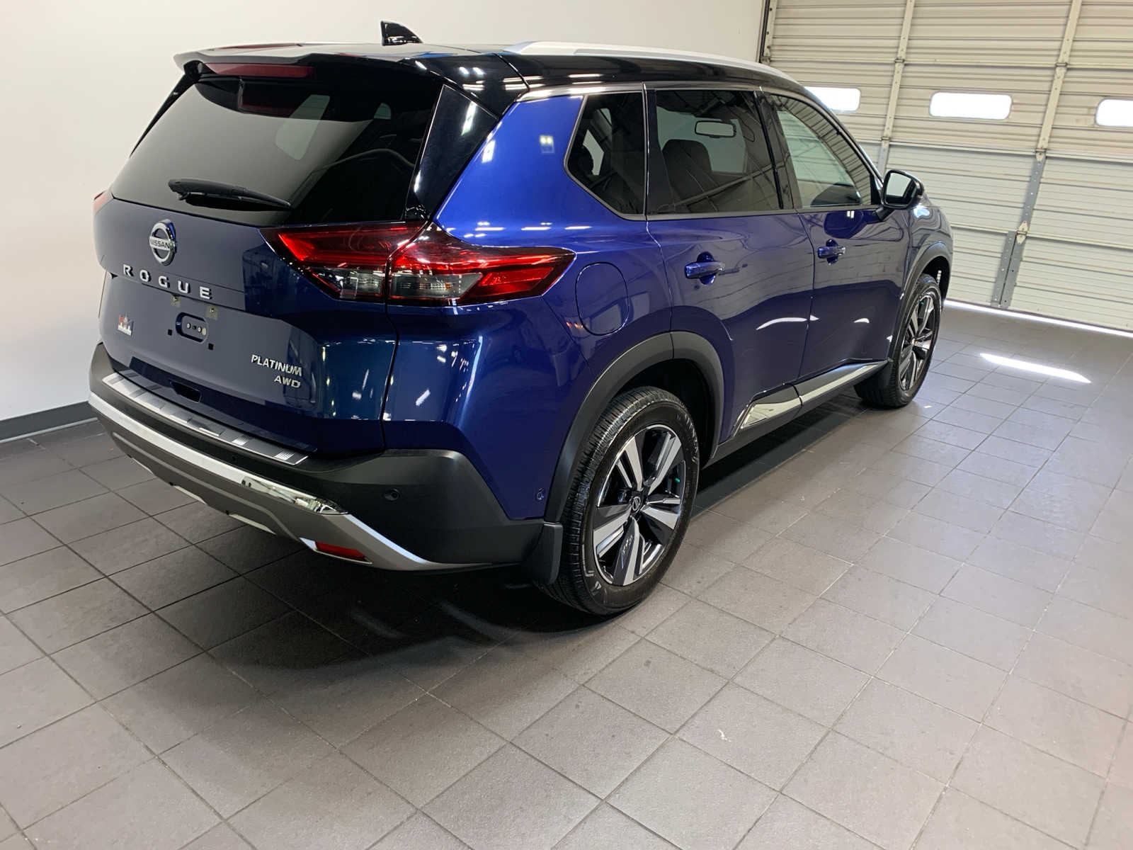 2021 Nissan Rogue Platinum photo 4