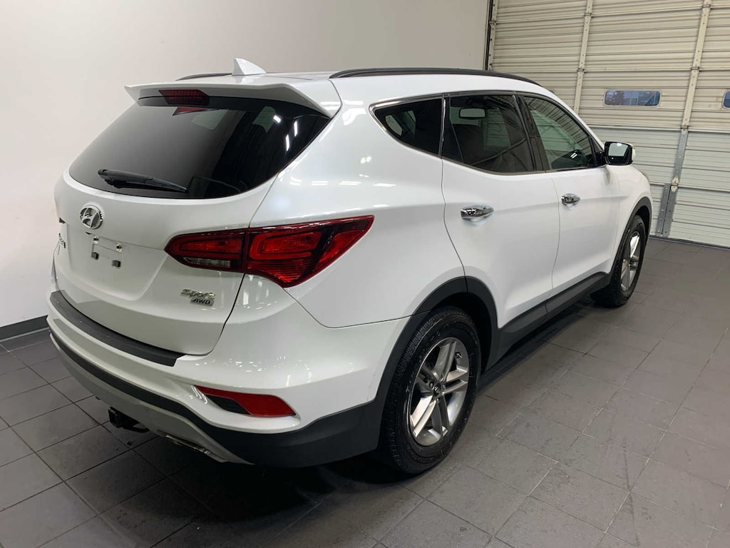 Used 2017 Hyundai Santa Fe Sport 2.4L SUV