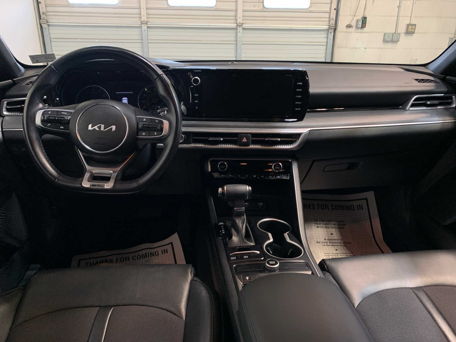 2023 Kia K5 GT-Line photo 4