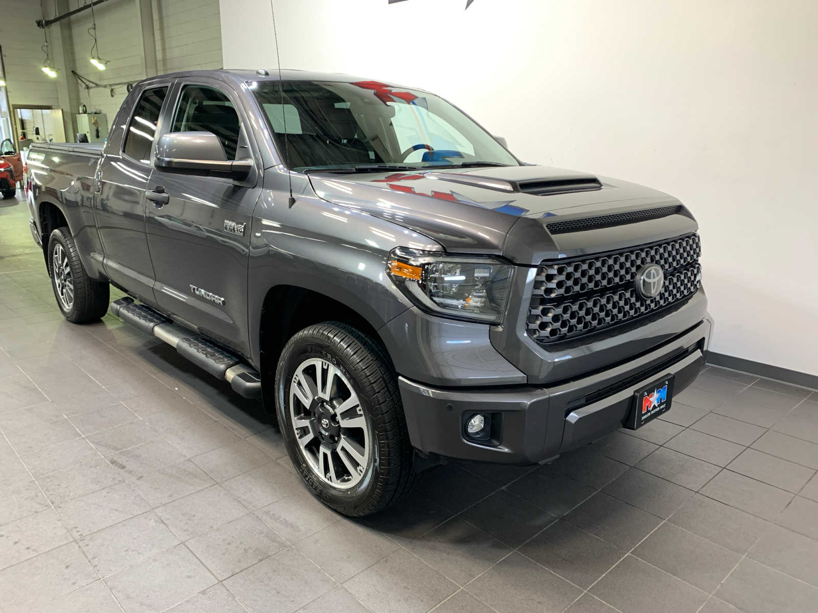 2019 Toyota Tundra SR5 Double Cab photo 2