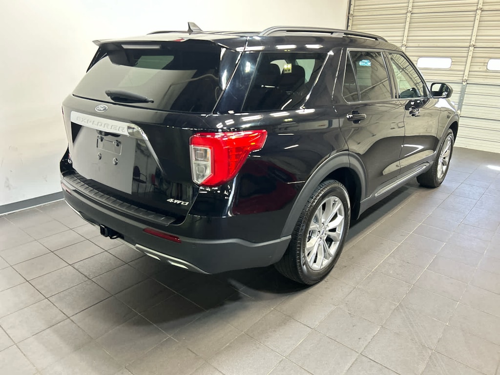 Used 2024 Ford Explorer XLT SUV
