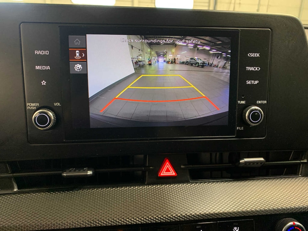 Used 2025 Kia Sportage LX SUV