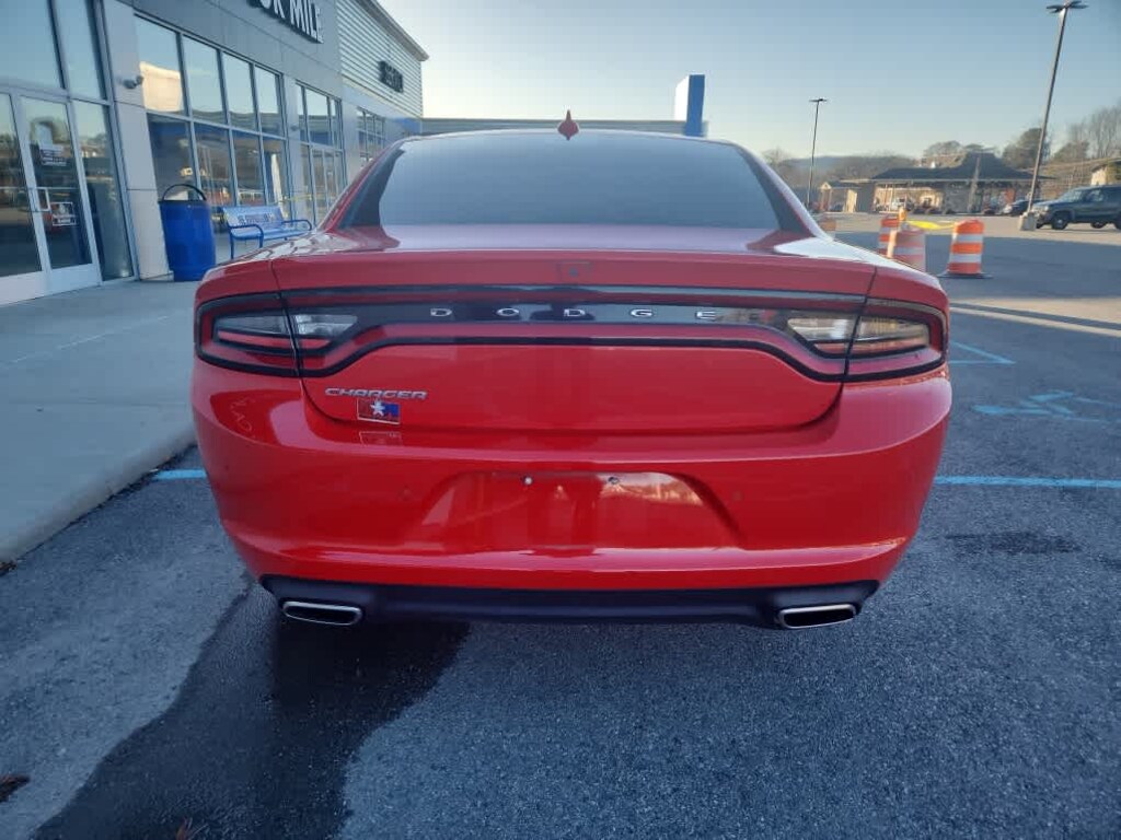 Used 2022 Dodge Charger SXT Sedan