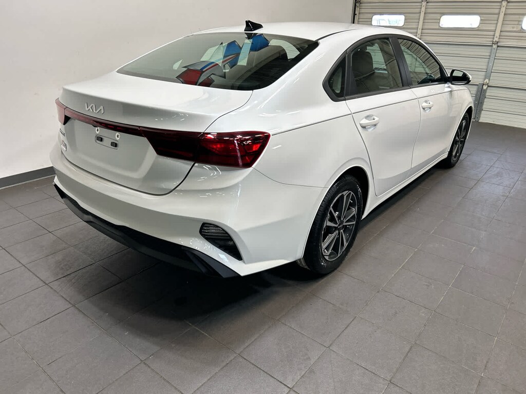 Used 2024 Kia Forte LXS Sedan
