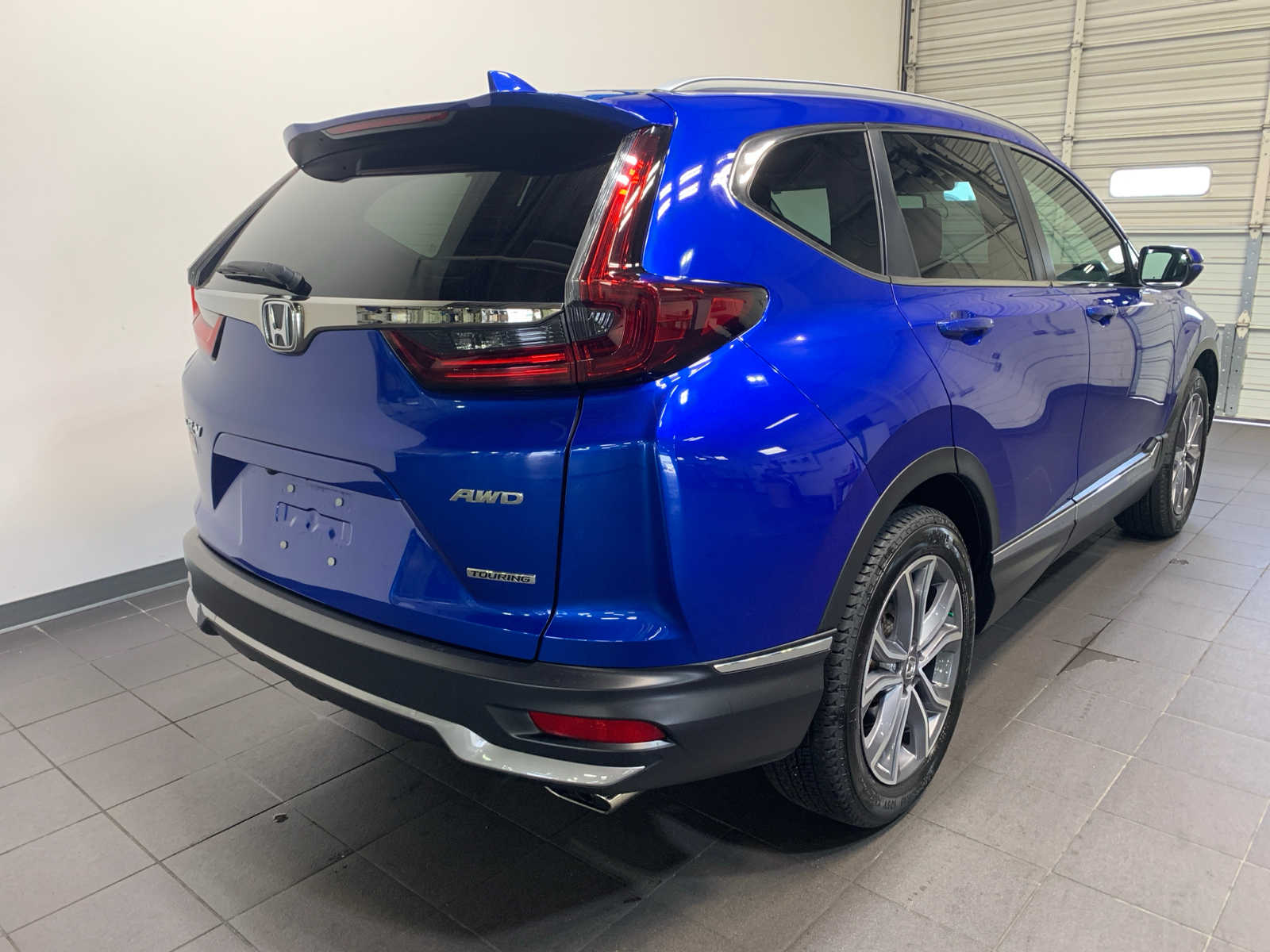 2022 Honda CR-V Touring photo 3