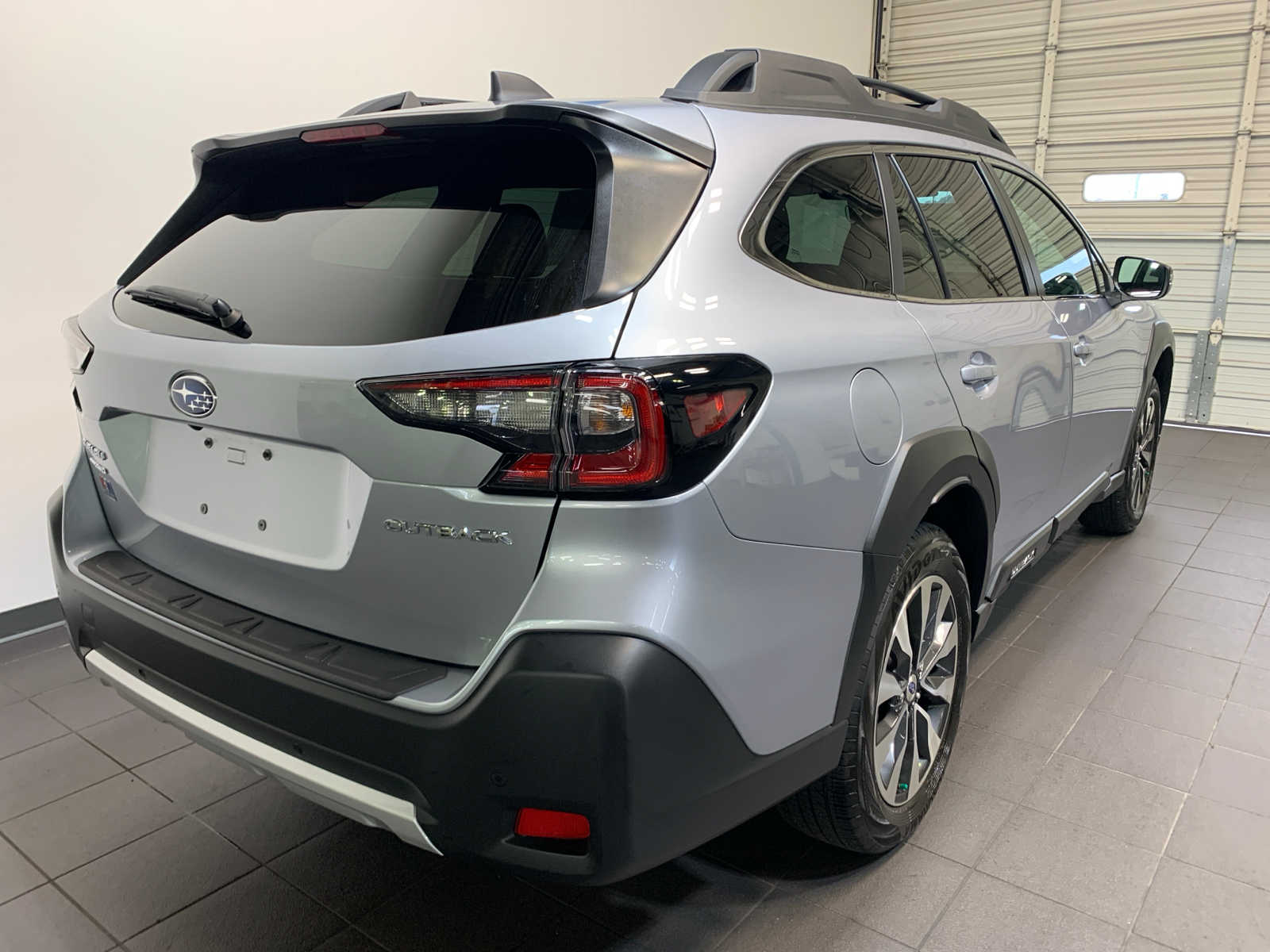 2025 Subaru Outback Limited photo 3