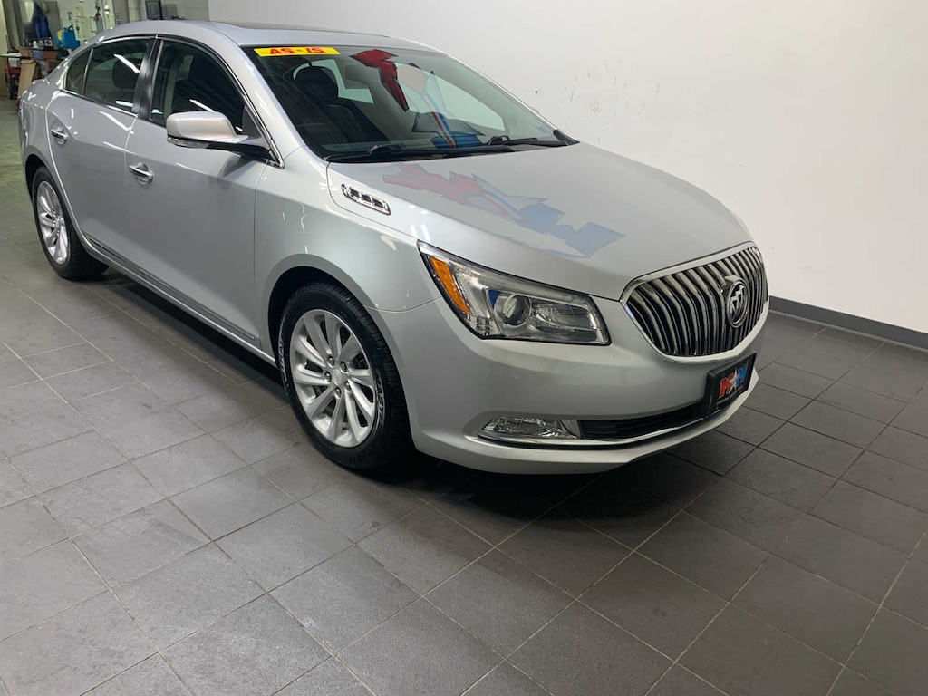 Used 2016 Buick Lacrosse Leather Sedan
