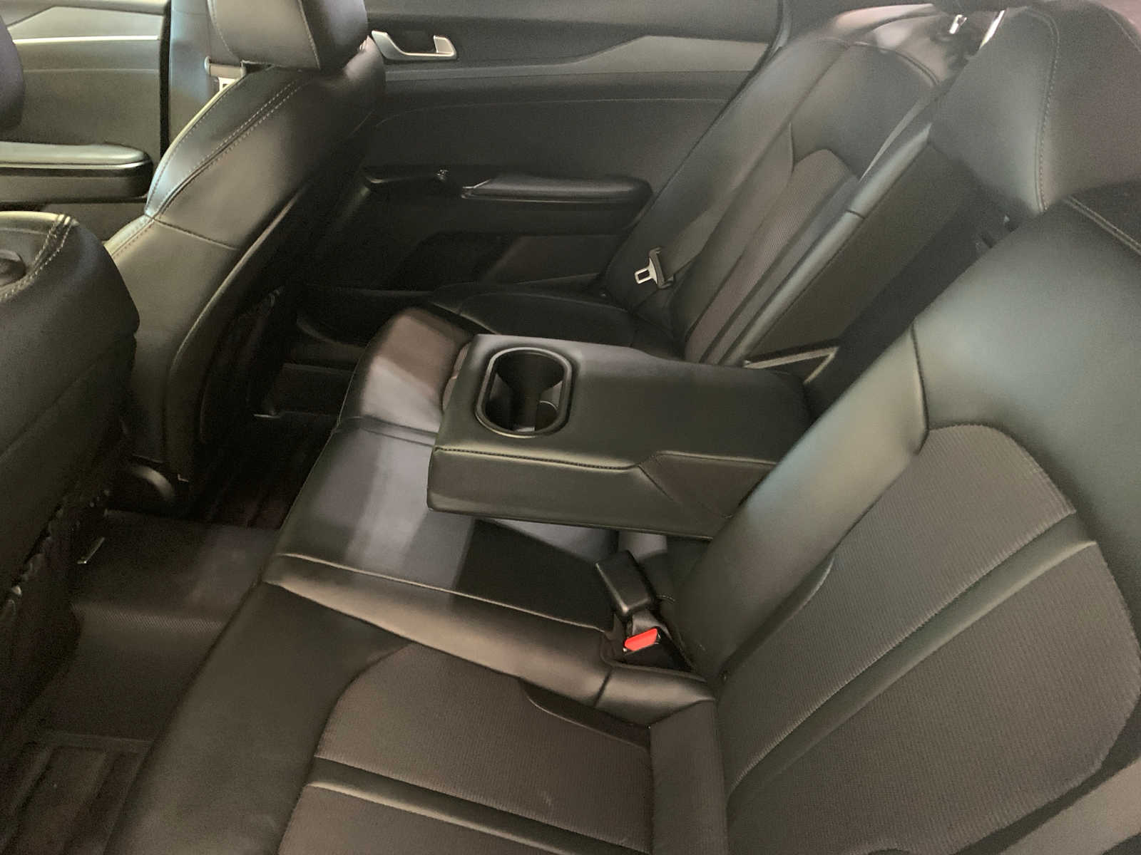 2023 Kia K5 GT-Line photo 3