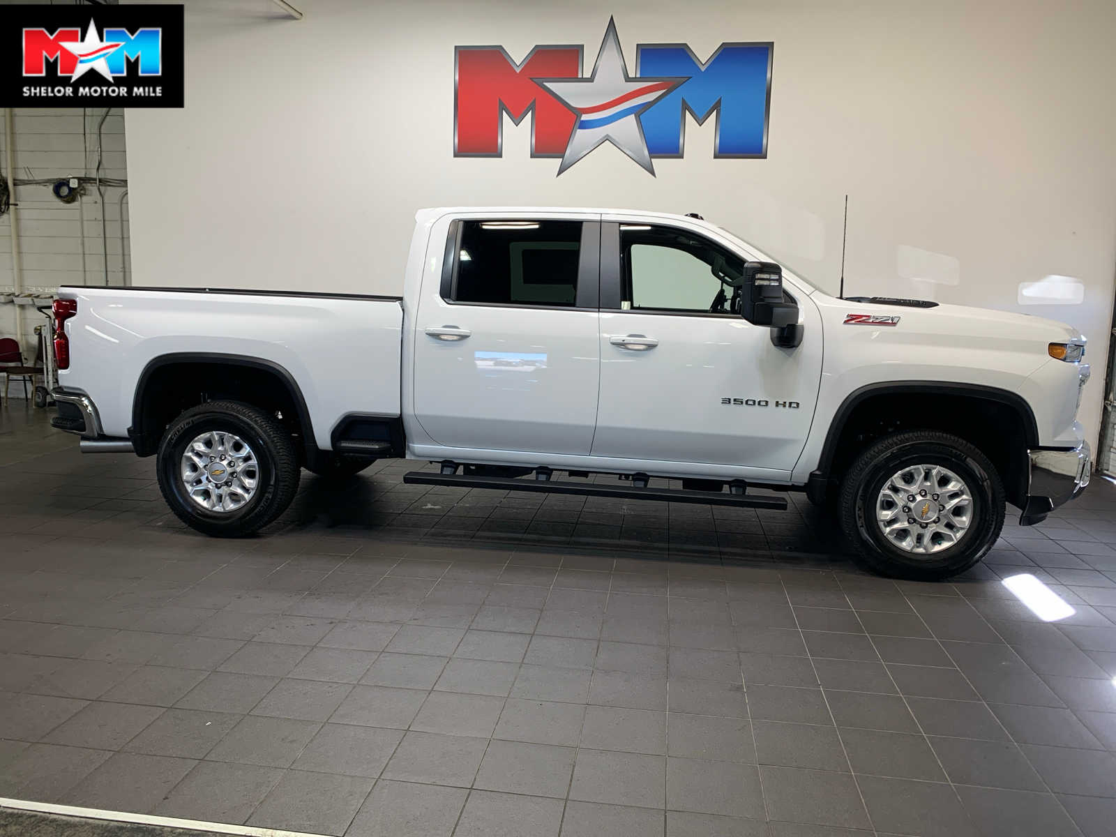 2026 Chevrolet Silverado 3500HD LT's photo