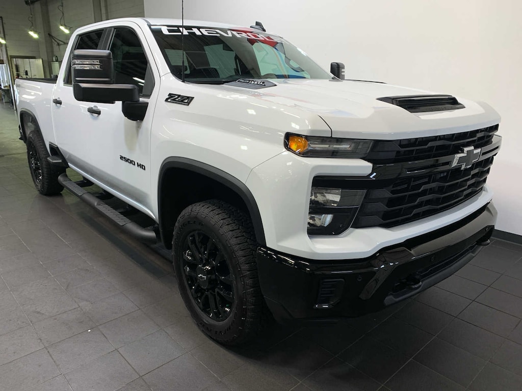 New 2025 Chevrolet Silverado 2500 HD Custom Truck