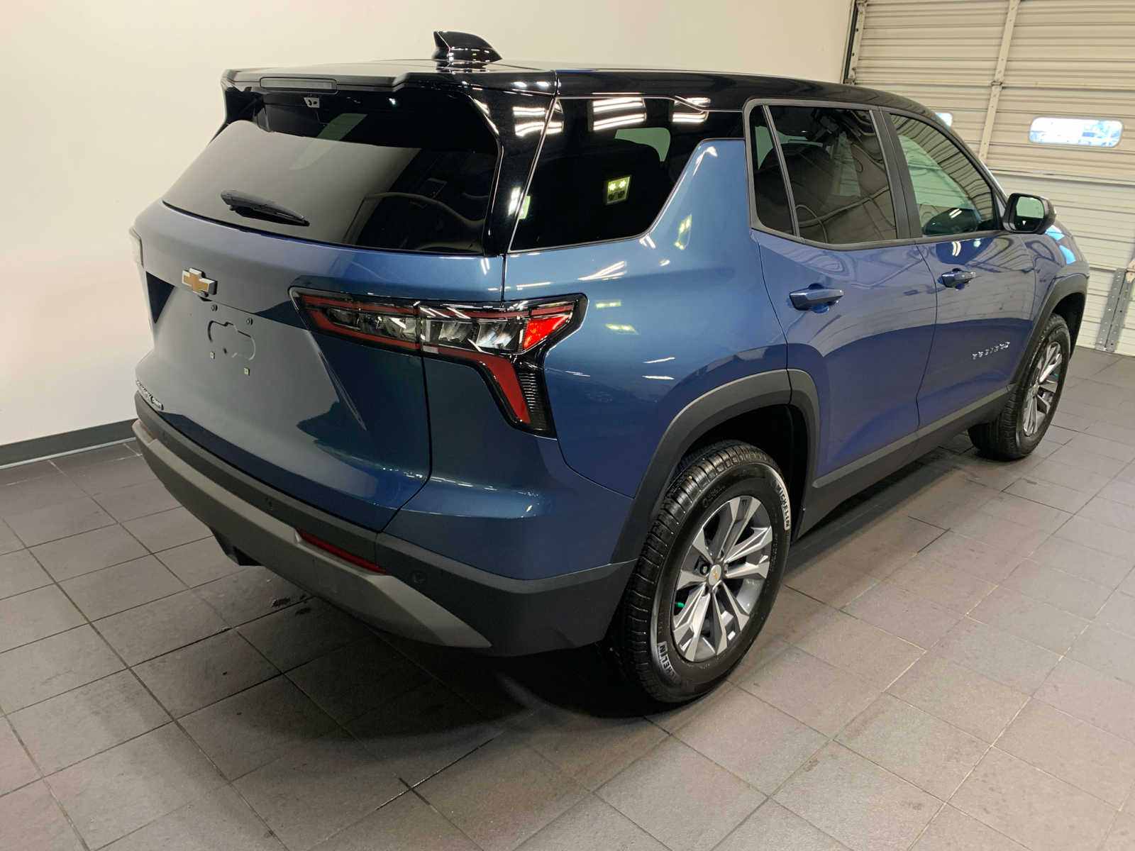 2026 Chevrolet Equinox LT photo 3