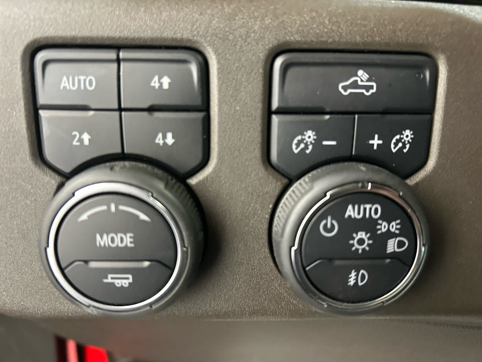 2022 Chevrolet Silverado 1500 RST - Photo 8