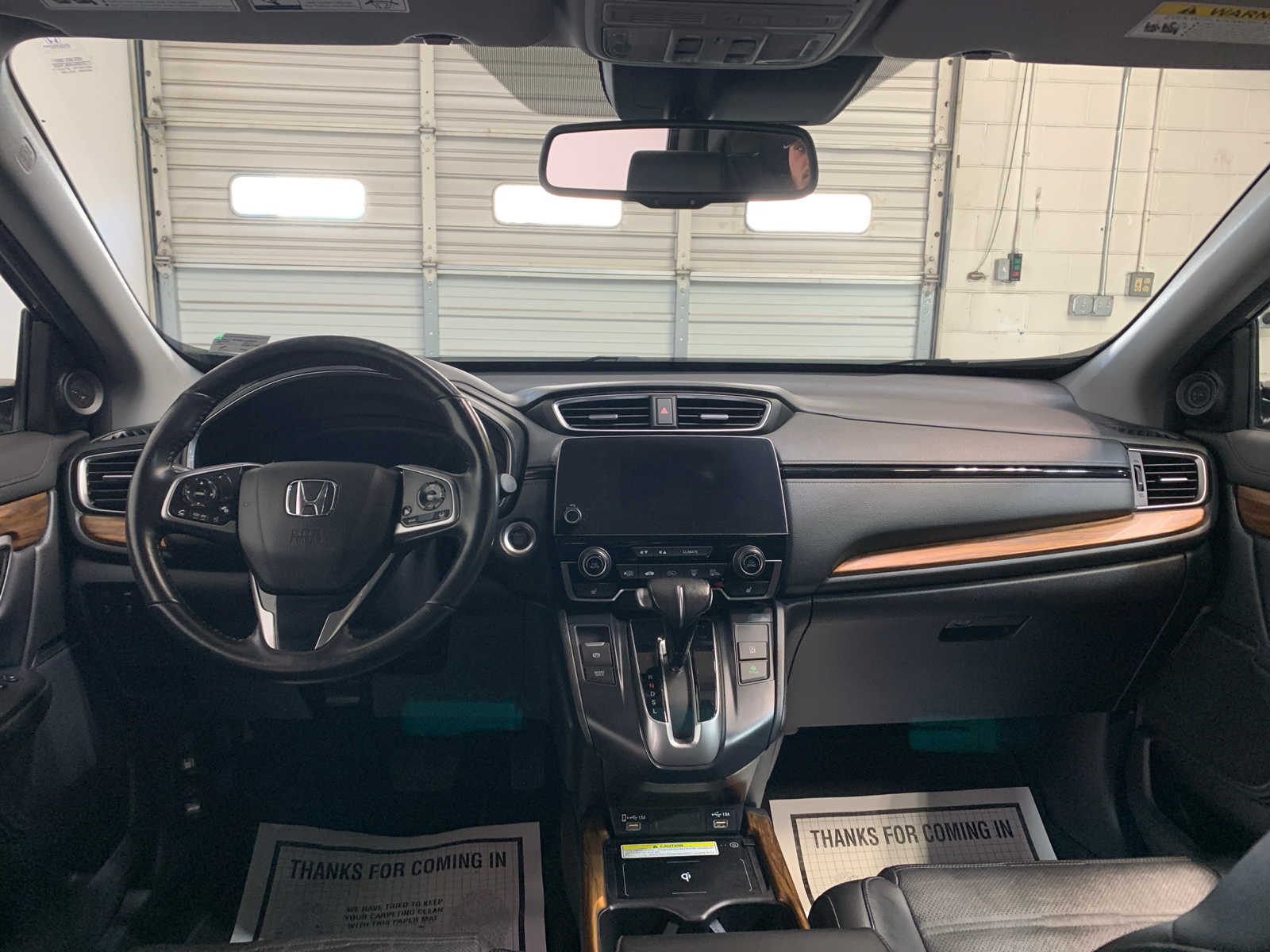 2022 Honda CR-V Touring photo 4