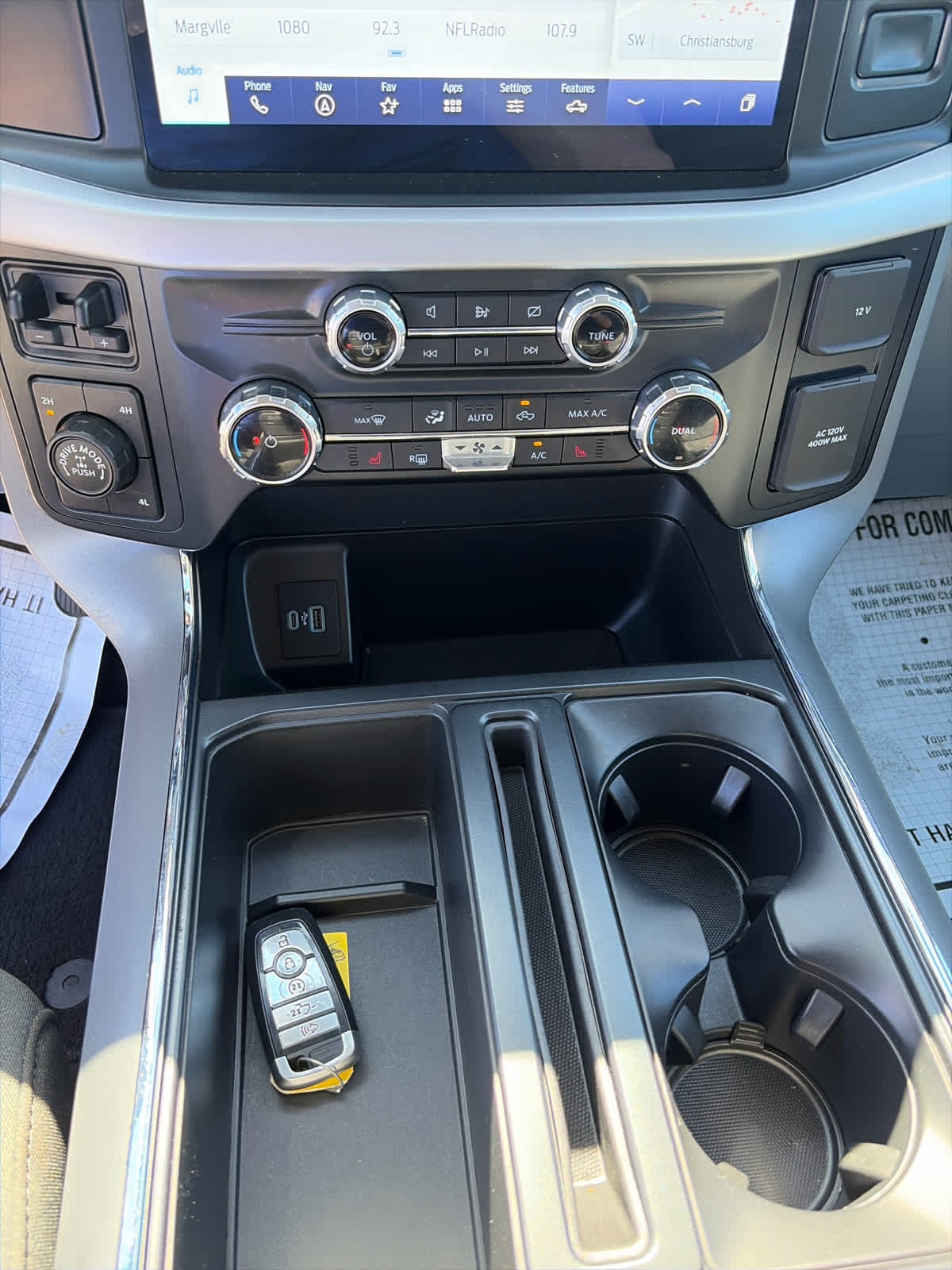 2022 Ford F-150 XLT - Photo 22